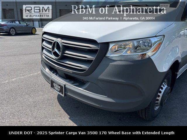 new 2025 Mercedes-Benz Sprinter 3500 car