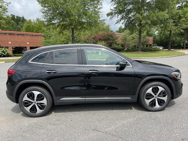 new 2025 Mercedes-Benz GLA 250 car, priced at $52,325