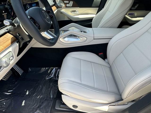 new 2025 Mercedes-Benz GLS 450 car, priced at $103,345