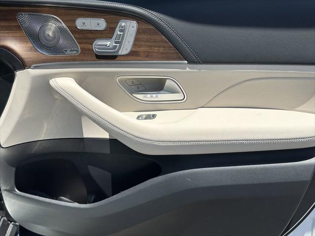 new 2025 Mercedes-Benz GLS 450 car, priced at $103,345