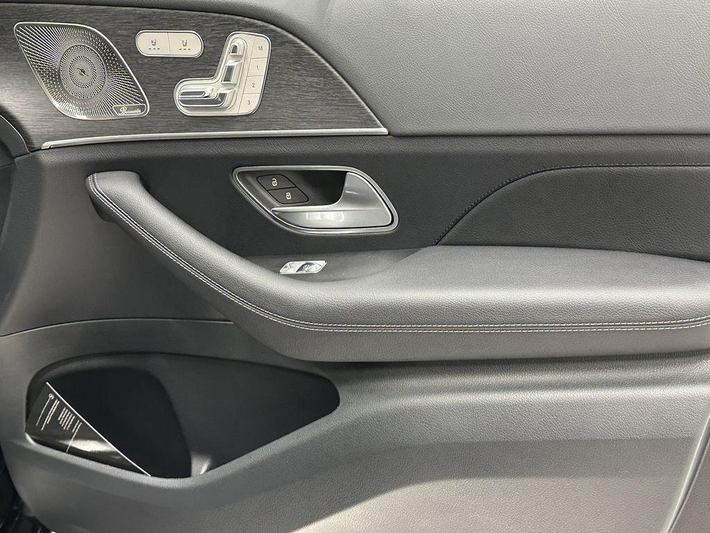 new 2026 Mercedes-Benz GLE 450 car, priced at $81,335