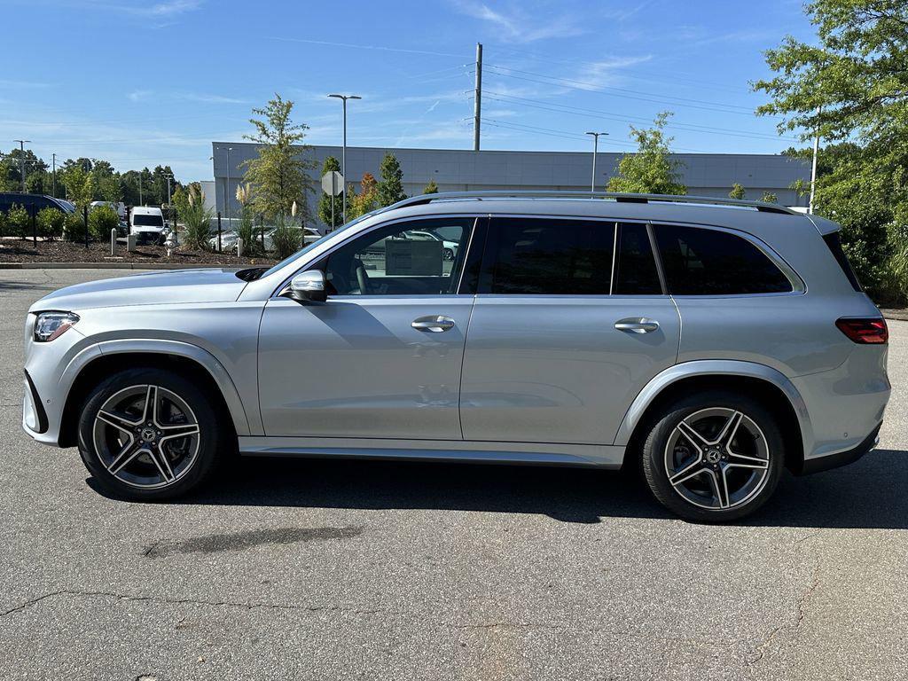 new 2025 Mercedes-Benz GLS 450 car, priced at $95,365