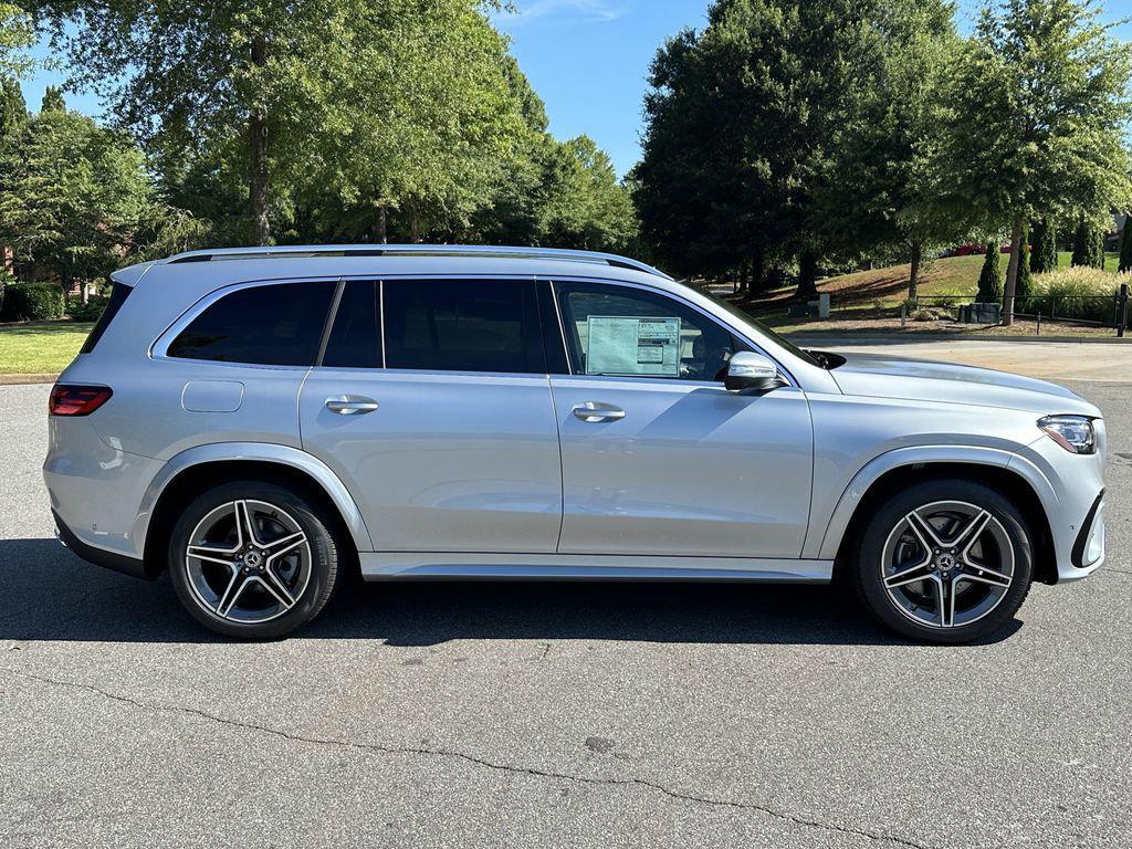 new 2025 Mercedes-Benz GLS 450 car, priced at $95,365