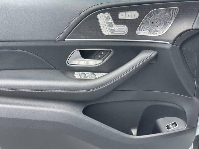 used 2024 Mercedes-Benz GLE 450 car, priced at $76,999