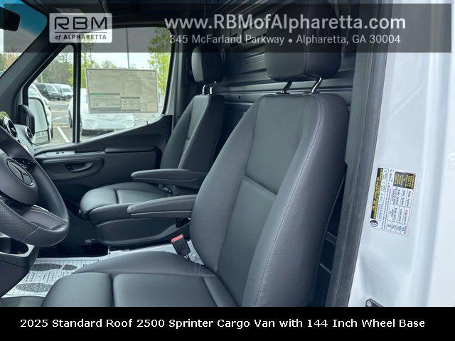 new 2025 Mercedes-Benz Sprinter 2500 car