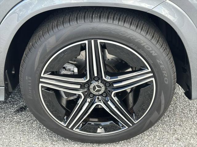 new 2025 Mercedes-Benz GLE 580 car
