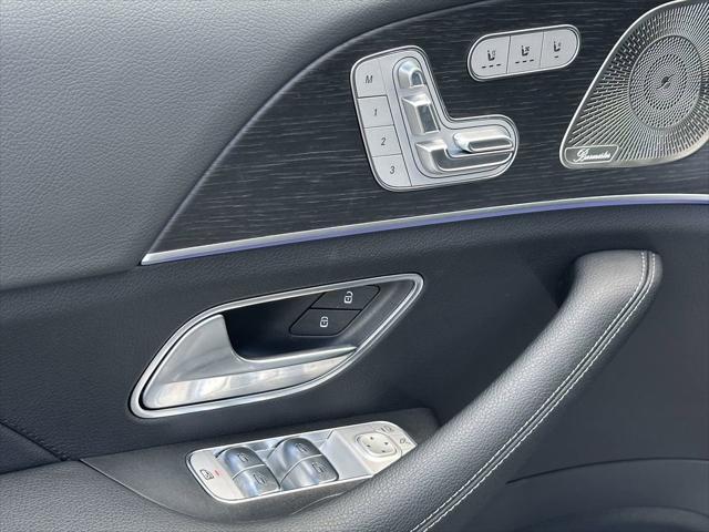 new 2025 Mercedes-Benz GLE 580 car