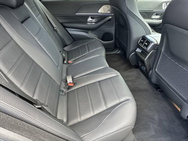 new 2025 Mercedes-Benz GLE 580 car