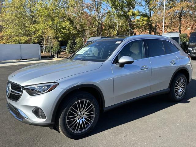 new 2025 Mercedes-Benz GLC 300 car, priced at $59,515