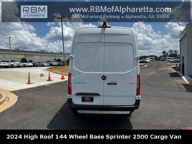 new 2024 Mercedes-Benz Sprinter 2500 car