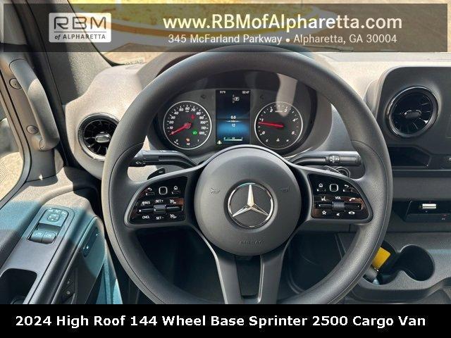 new 2024 Mercedes-Benz Sprinter 2500 car