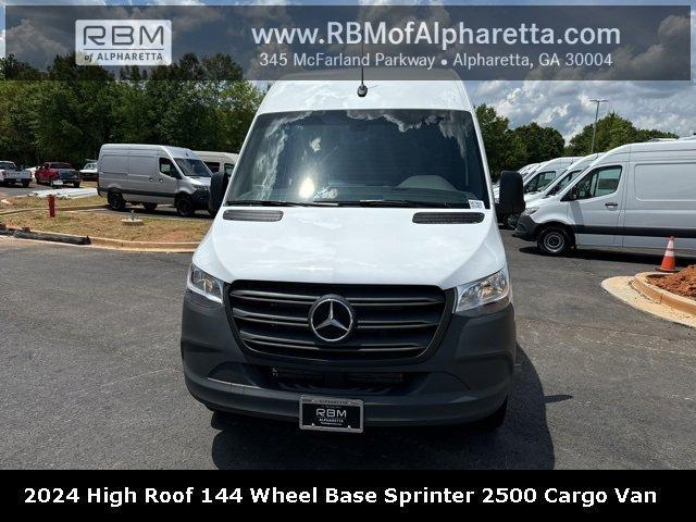 new 2024 Mercedes-Benz Sprinter 2500 car