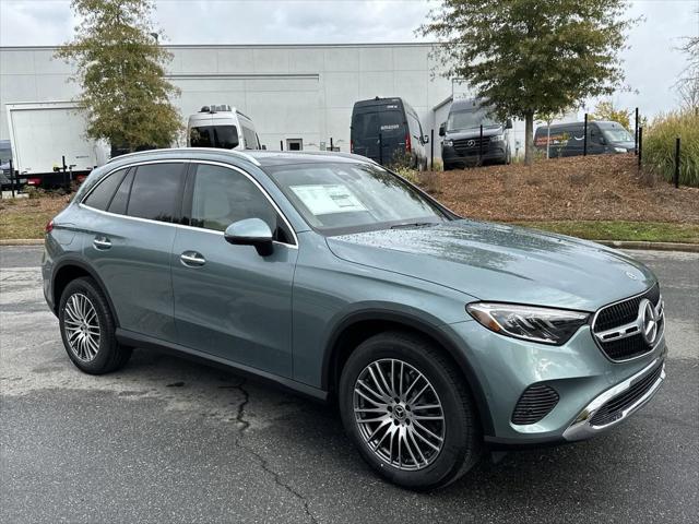 new 2025 Mercedes-Benz GLC 300 car, priced at $59,515