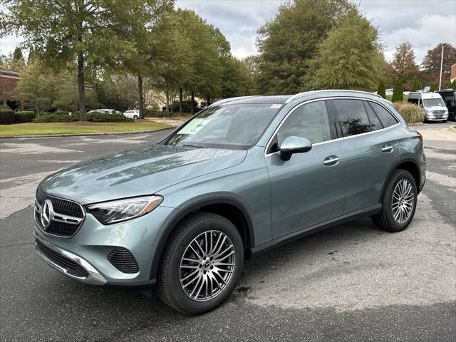 new 2025 Mercedes-Benz GLC 300 car, priced at $59,515