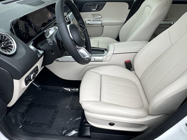new 2025 Mercedes-Benz GLB 250 car, priced at $50,895