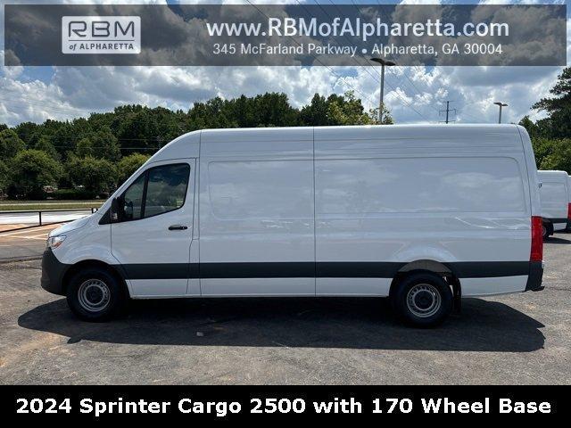 new 2024 Mercedes-Benz Sprinter 2500 car