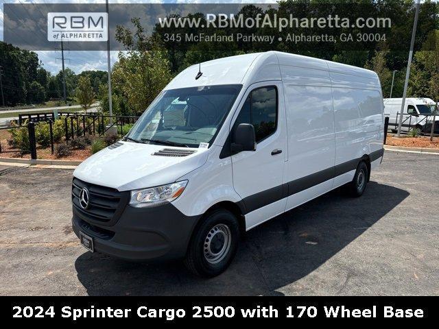 new 2024 Mercedes-Benz Sprinter 2500 car