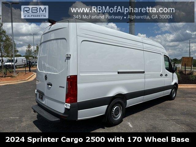 new 2024 Mercedes-Benz Sprinter 2500 car