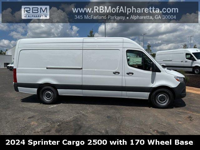 new 2024 Mercedes-Benz Sprinter 2500 car