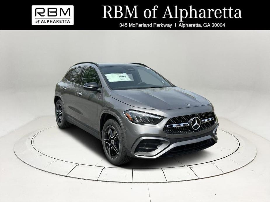 new 2024 Mercedes-Benz GLA 250 car, priced at $53,750