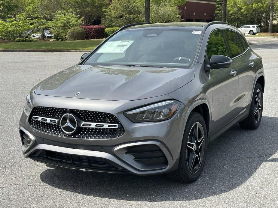 new 2024 Mercedes-Benz GLA 250 car, priced at $53,750