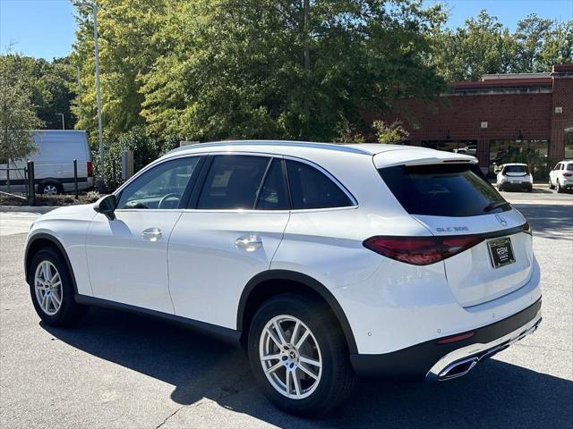 new 2025 Mercedes-Benz GLC 300 car, priced at $52,250