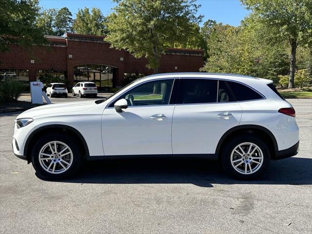 new 2025 Mercedes-Benz GLC 300 car, priced at $52,250