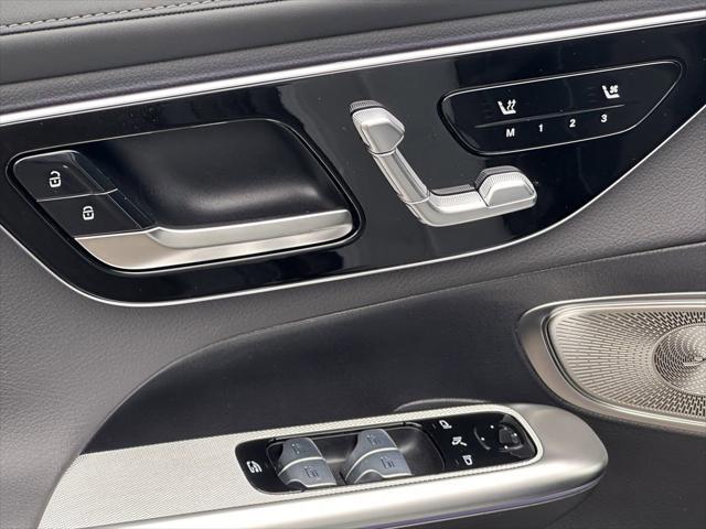 new 2025 Mercedes-Benz GLC 350e car, priced at $73,025