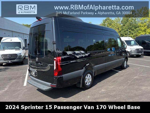 new 2024 Mercedes-Benz Sprinter 2500 car