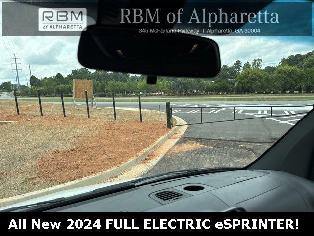 new 2024 Mercedes-Benz Sprinter 2500 car