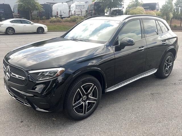 new 2024 Mercedes-Benz GLC 300 car, priced at $60,115