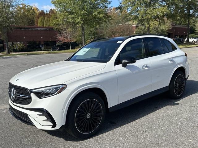 new 2025 Mercedes-Benz GLC 300 car, priced at $59,385