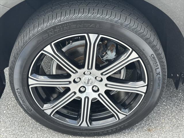 used 2020 Volvo XC60 car, priced at $28,499