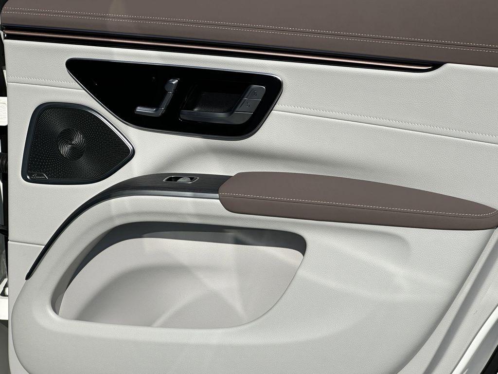used 2023 Mercedes-Benz EQS 580 car, priced at $72,998