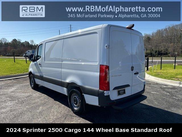 new 2024 Mercedes-Benz Sprinter 2500 car