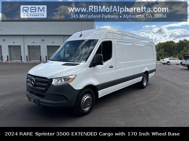 new 2024 Mercedes-Benz Sprinter 3500 car