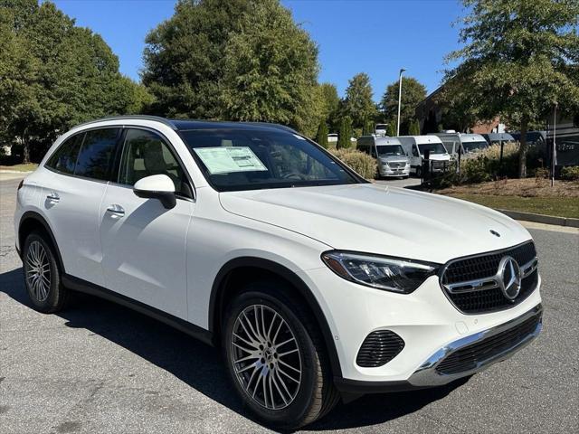 new 2025 Mercedes-Benz GLC 300 car, priced at $52,885