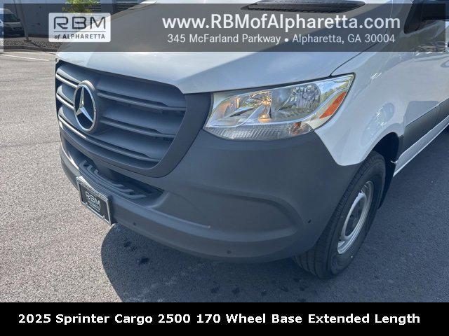 new 2025 Mercedes-Benz Sprinter 2500 car