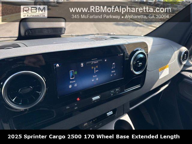 new 2025 Mercedes-Benz Sprinter 2500 car