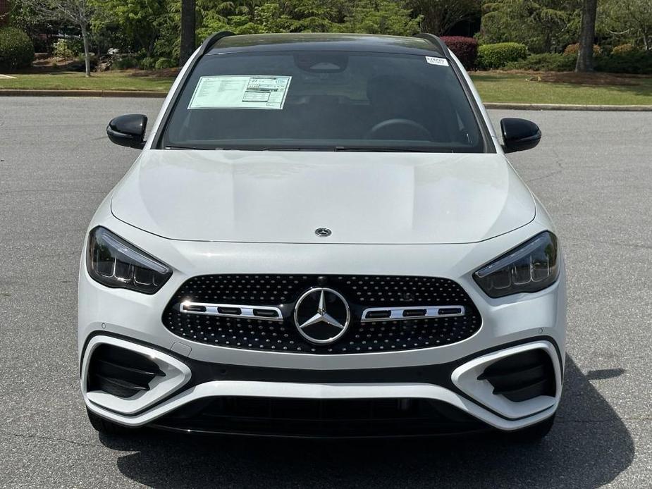 new 2024 Mercedes-Benz GLA 250 car, priced at $54,470