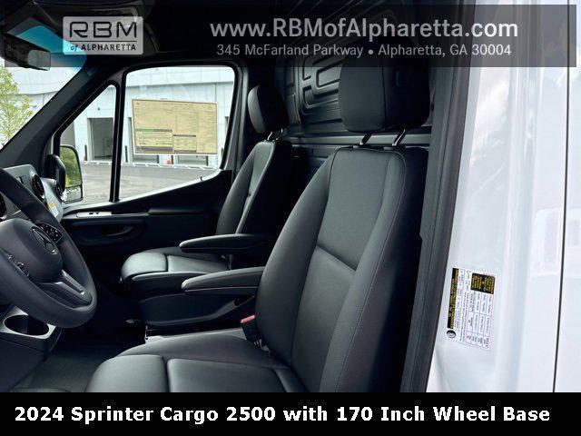 new 2024 Mercedes-Benz Sprinter 2500 car