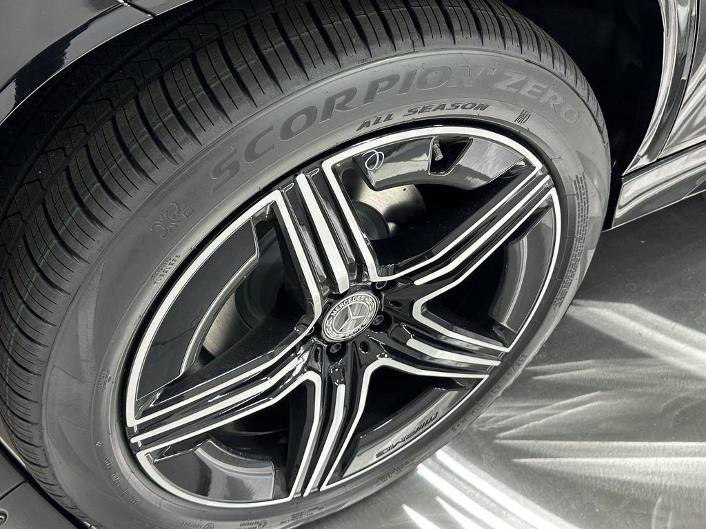 new 2026 Mercedes-Benz GLE 450 car, priced at $80,535