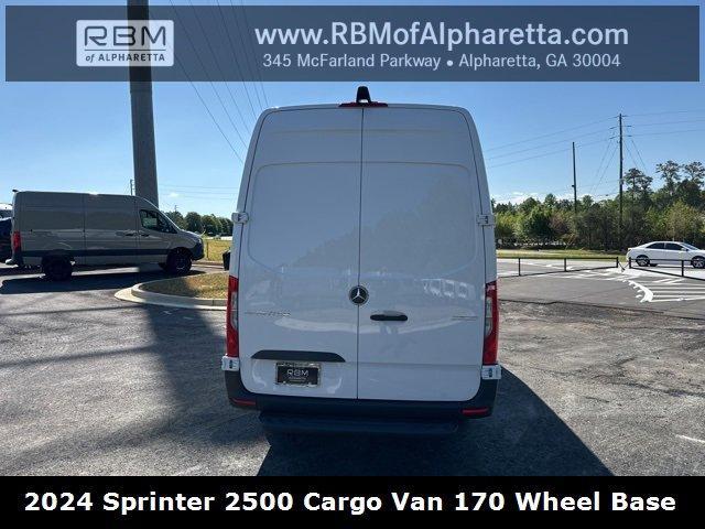 new 2024 Mercedes-Benz Sprinter 2500 car