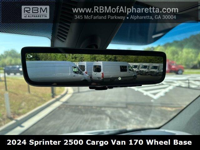 new 2024 Mercedes-Benz Sprinter 2500 car