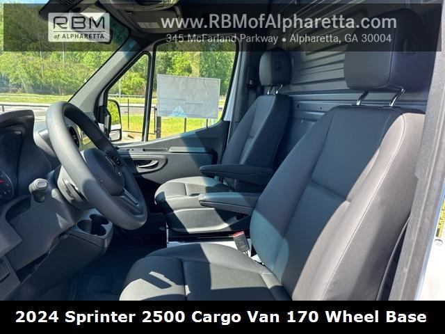 new 2024 Mercedes-Benz Sprinter 2500 car, priced at $64,668