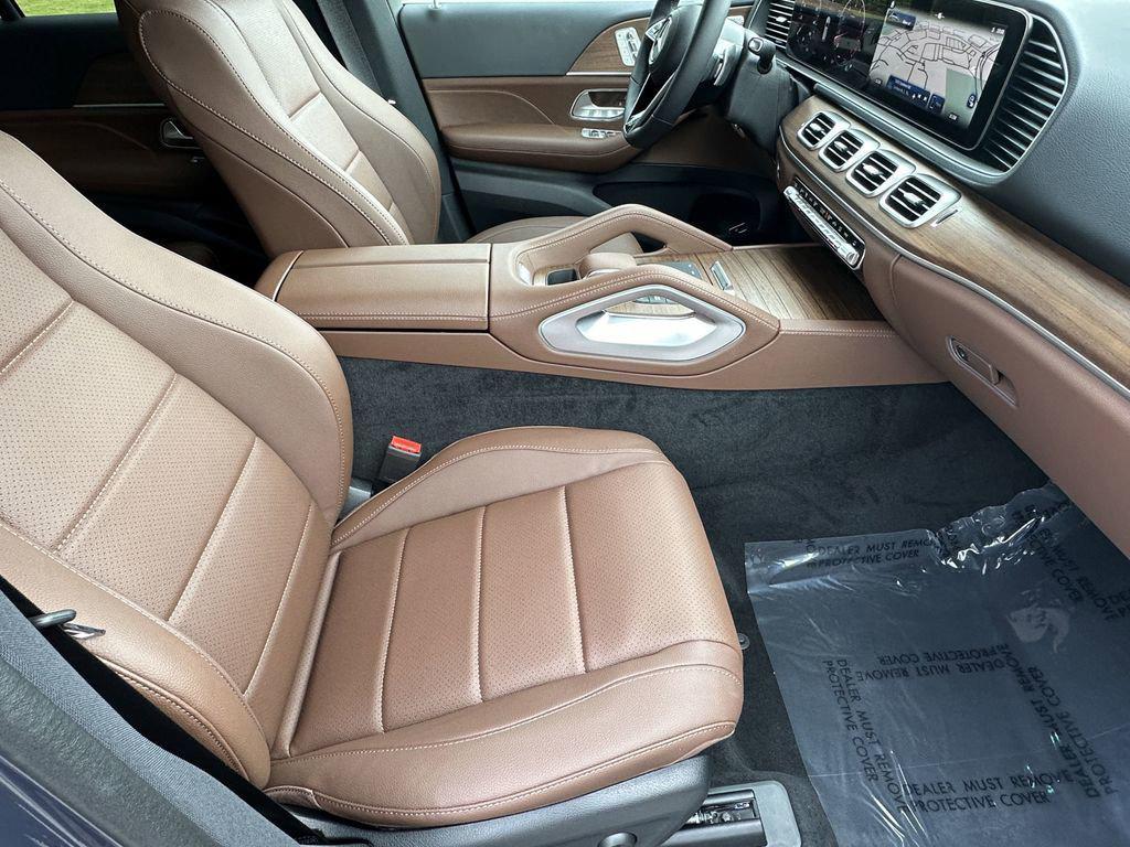 new 2025 Mercedes-Benz GLE 450 car, priced at $80,785