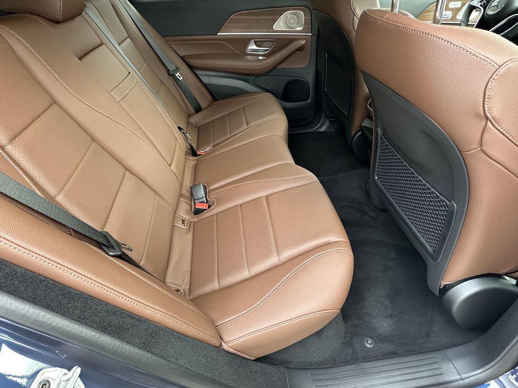 new 2025 Mercedes-Benz GLE 450 car, priced at $80,785