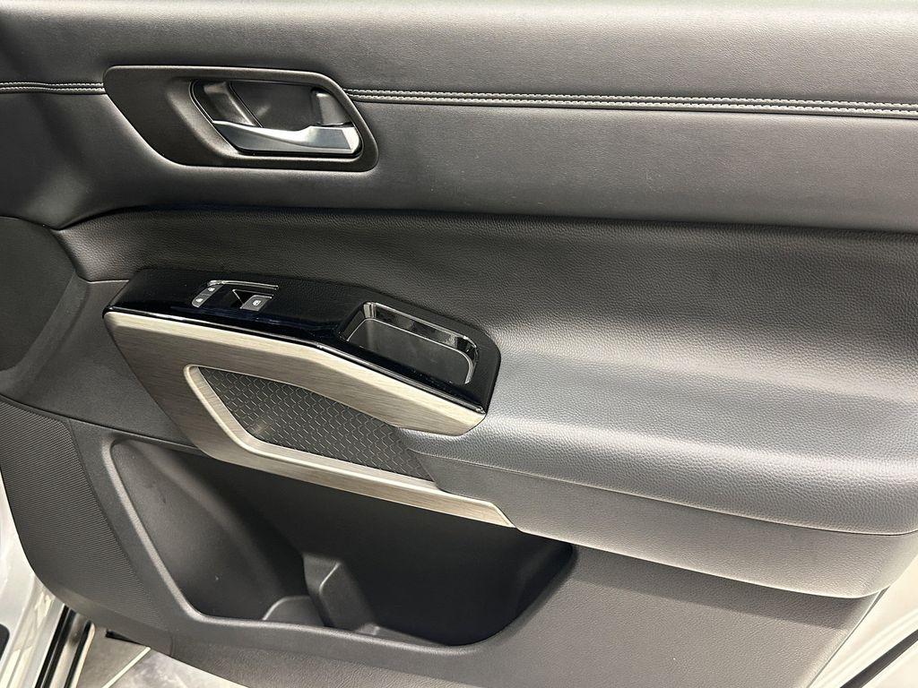 used 2023 Nissan Pathfinder car, priced at $32,999