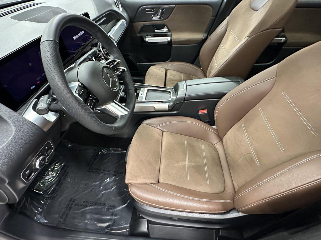 used 2024 Mercedes-Benz GLB 250 car, priced at $42,999