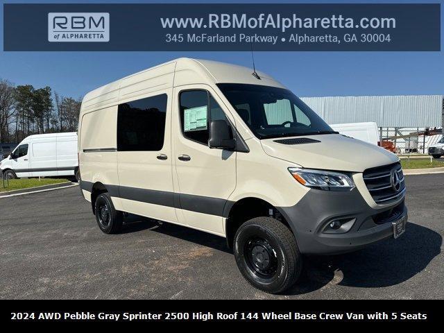 new 2024 Mercedes-Benz Sprinter 2500 car